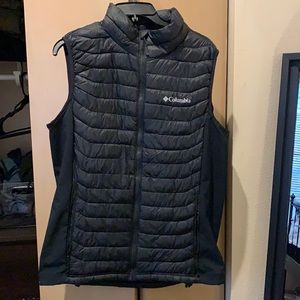 Columbia Women's Black Puffer Vest